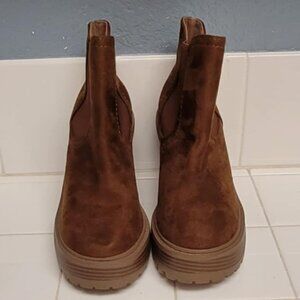 Soda brand boots